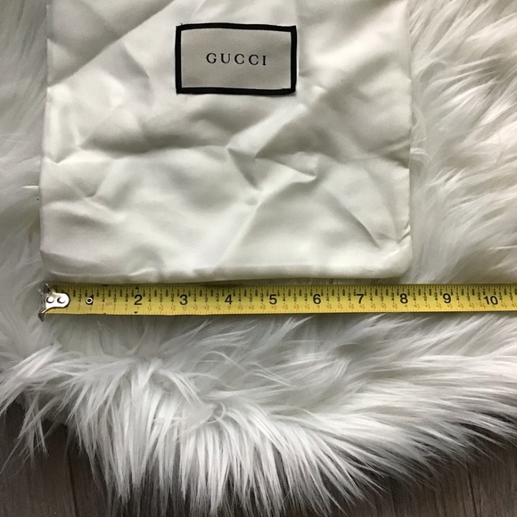 Gucci silky white dust bag - Picture 4 of 5